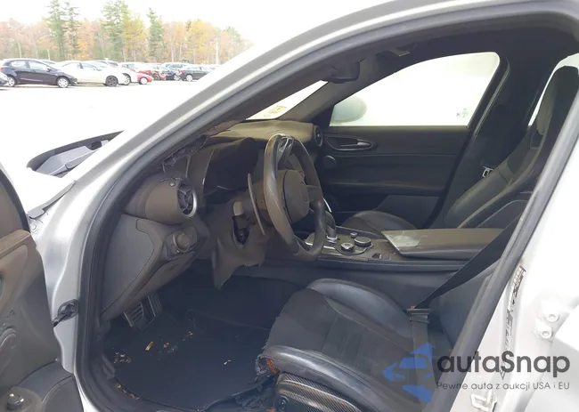 ZARFAEAV6H7549421: 43604158