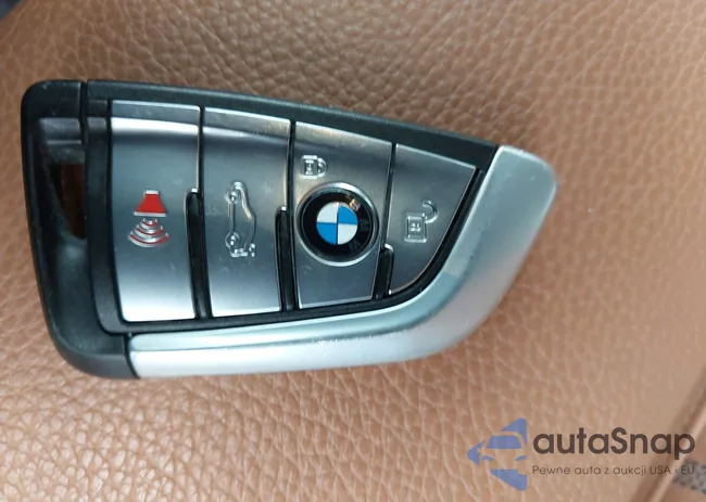 WBAJB1C52JB085079: 43605370