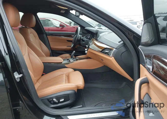 WBAJB1C52JB085079: 43605370