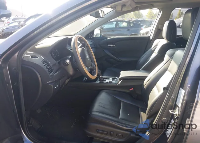 5J8TB3H33HL003011: 43605724