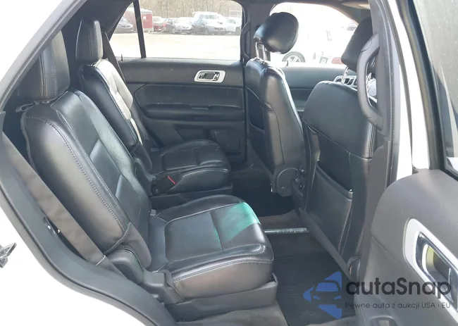 1FMHK8F84CGA78474: 43605887