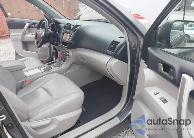 5TDBK3EH2DS233271: 43605038