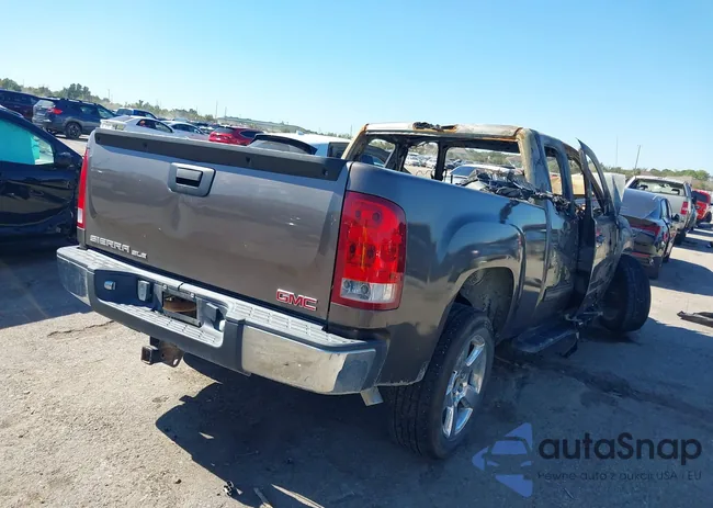 2GTEC19J481104408: 43606807