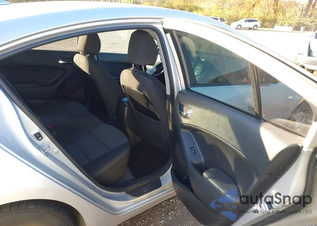 KNAFX4A61G5504261: 43606029