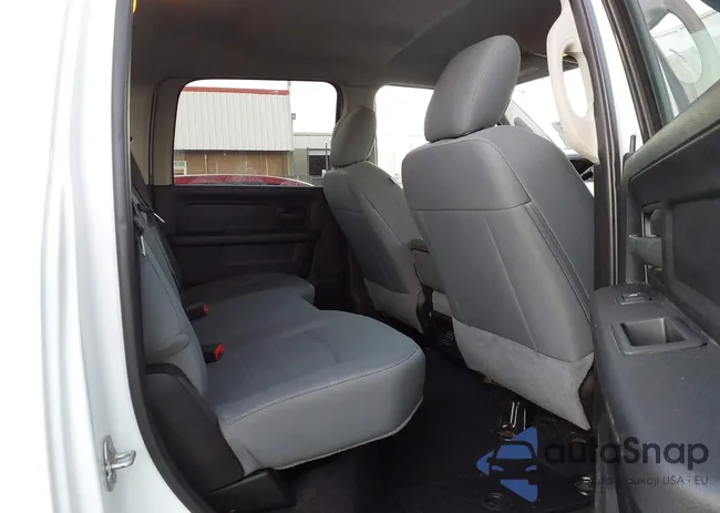 3C6UR5HJ1JG263393: 43606238