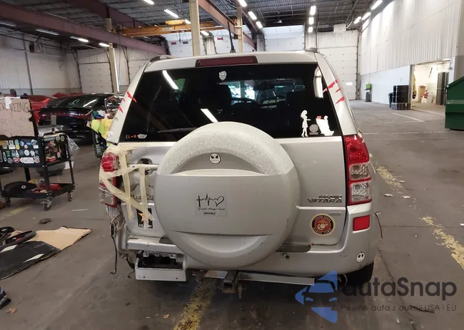 JS3TD947264105137: 43607372