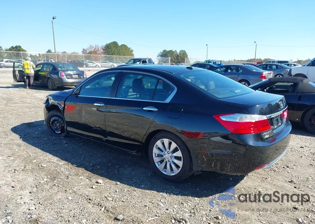 1HGCR2F80FA119764: 43607659