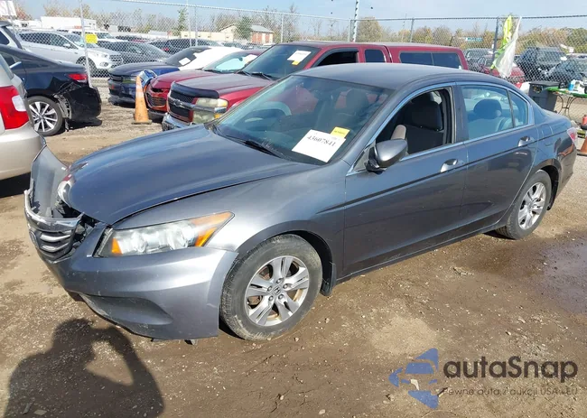 1HGCP2F44CA149641: 43607841