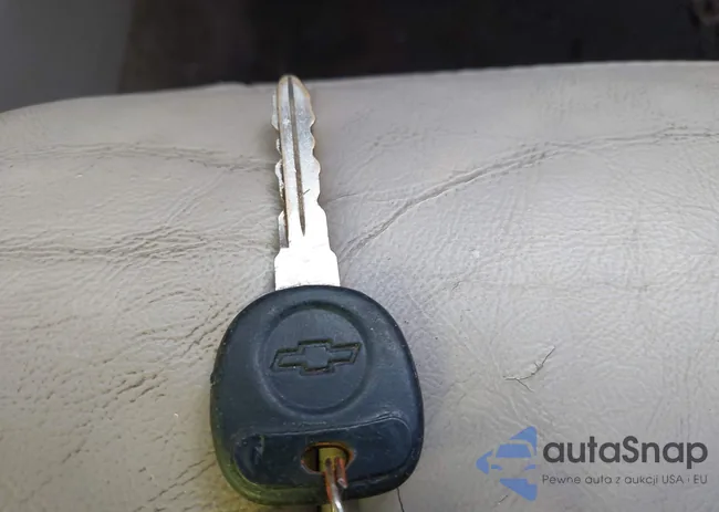 2G1WH52K539244325: 43607878