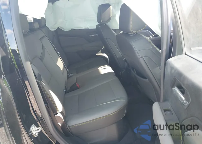 1GCPTFEK0S1108571: 43608384