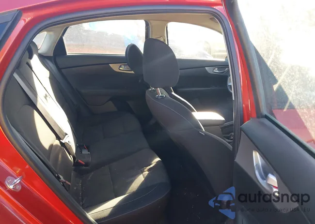 3KPF24AD5NE496649: 43608503