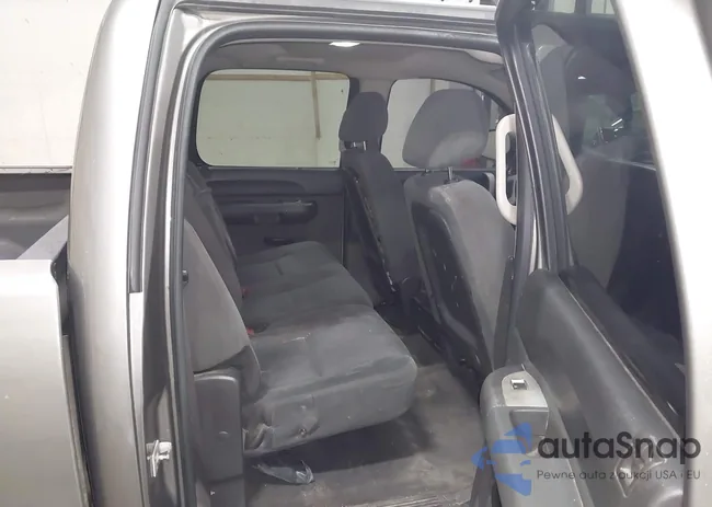 3GTEK13359G215880: 43608565