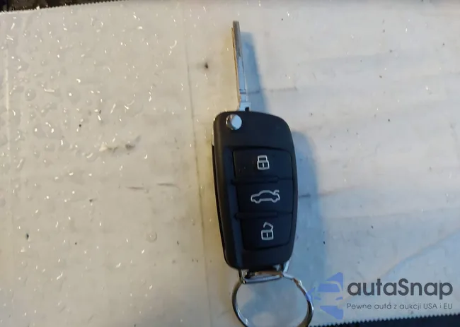 WA1AUCF32N1052737: 43608620