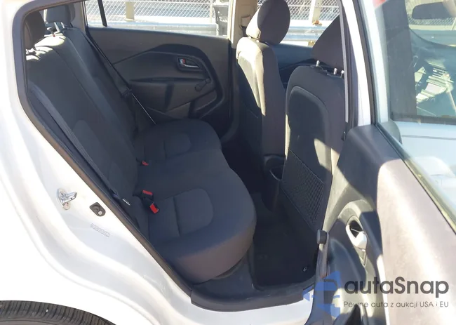 KNADM4A37E6349244: 43608694