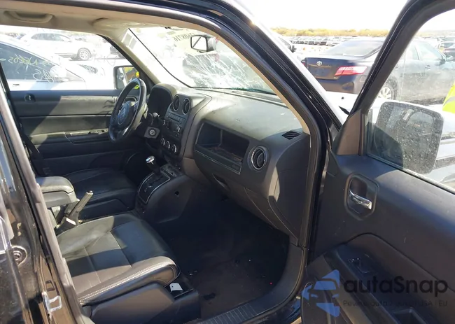 1C4NJPFA2GD726750: 43608716