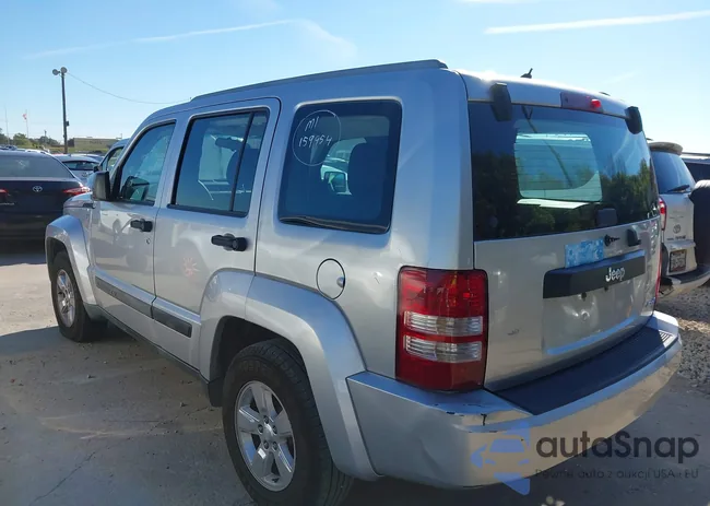 1C4PJMAK6CW121572: 43608715