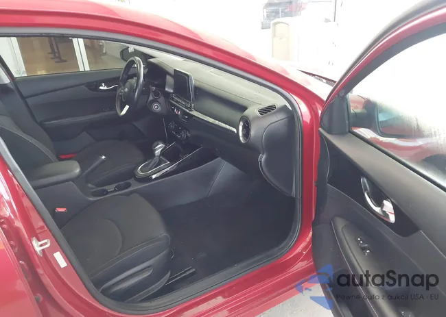 3KPF34AD9KE042090: 43608749