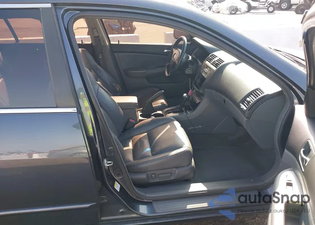 1HGCM66583A043430: 43608802