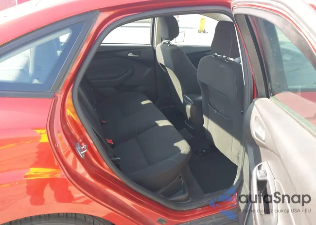 1FADP3F26JL278656: 43608832