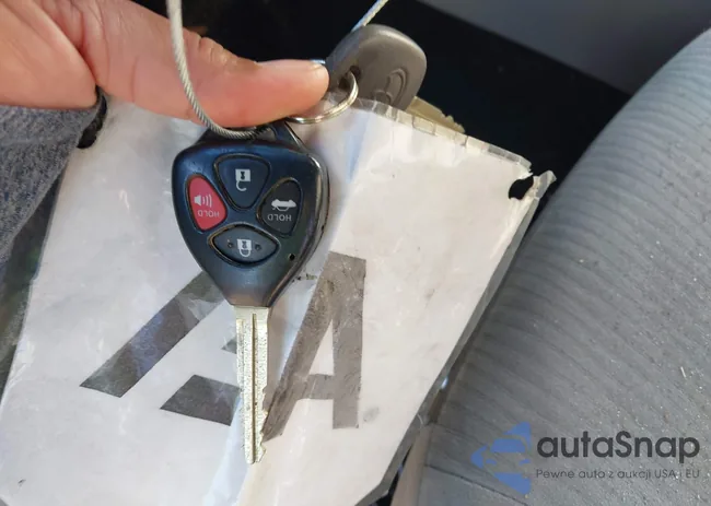 2T1BU4EE4AC404726: 43607925