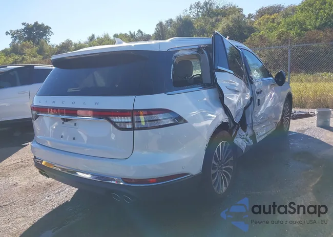 5LM5J7WC4NGL03013: 43607927