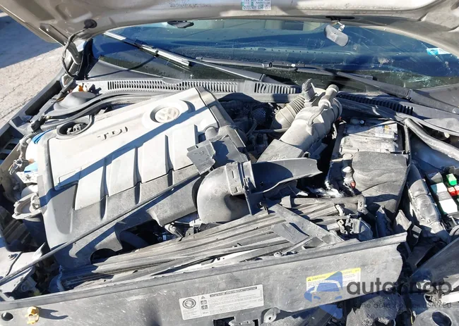 3VWLL7AJ2EM225428: 43608071