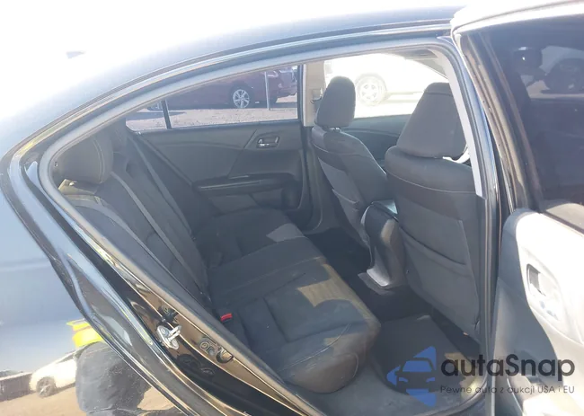 1HGCR2E5XFA119004: 43608106