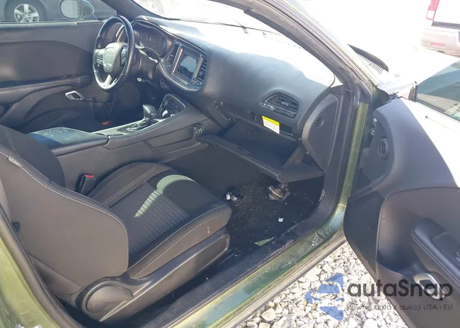 2C3CDZAG9NH117780: 43609516