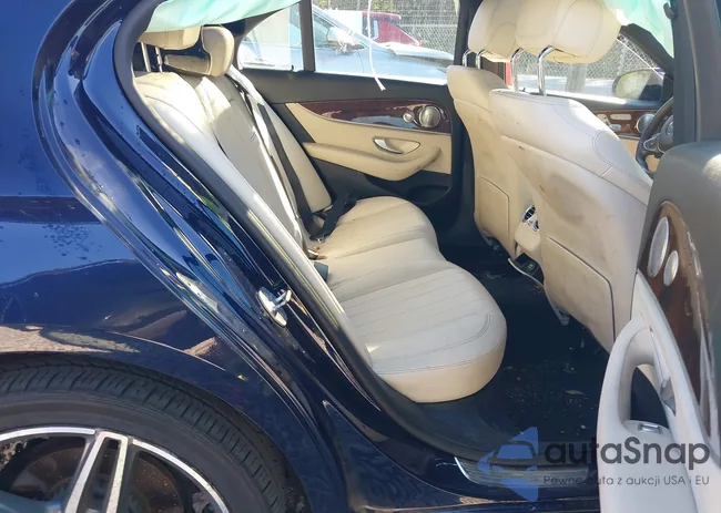 WDDZF4KB2HA056643: 43609620