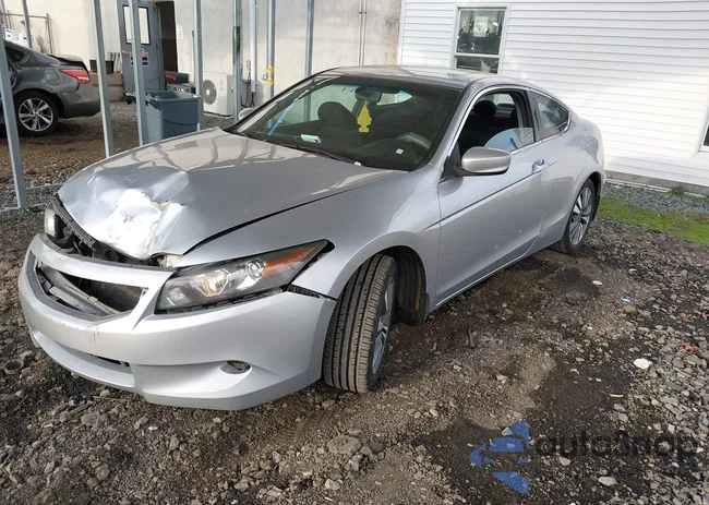 1HGCS12778A011768: 43609824