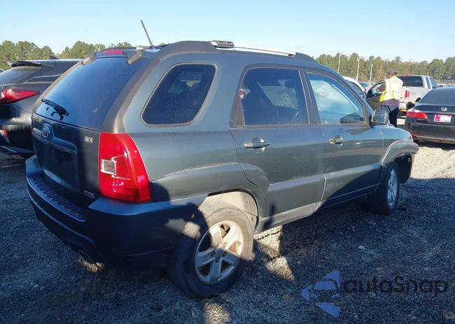 KNDJF723X97584821: 43608917