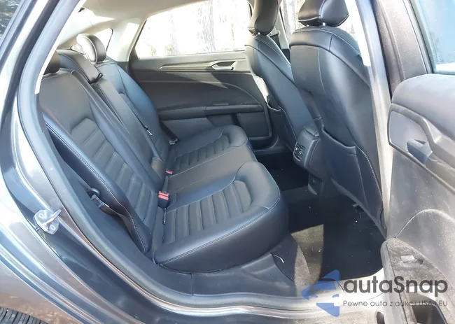 3FA6P0HD9JR185895: 43608986