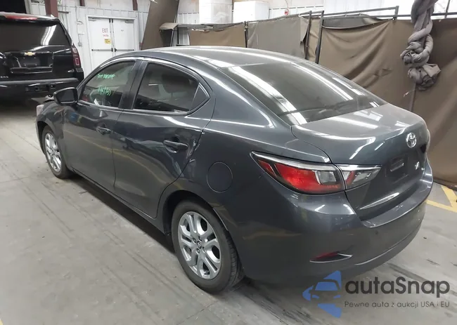 3MYDLBYV1HY191418: 43609029