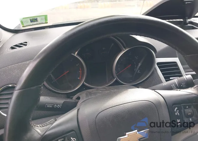 1G1PC5SB3D7175902: 43610583