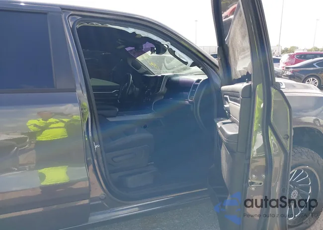 1C6RREFT5NN156502: 43610796