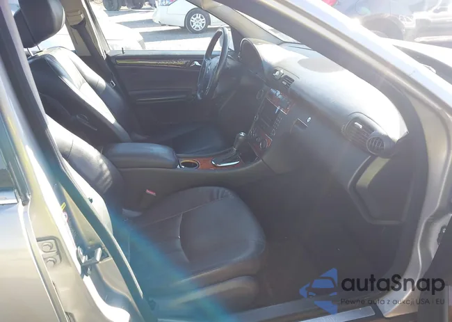 WDBRF92H97F842161: 43611422