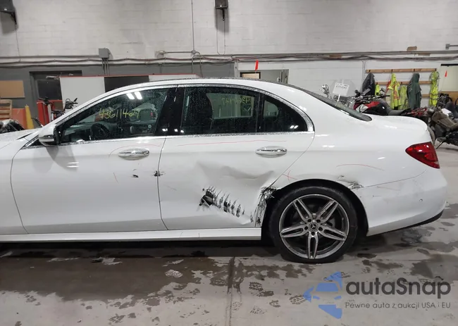 WDDZF4KB0JA392992: 43611427