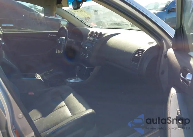 1N4AL21E18C164763: 43611846