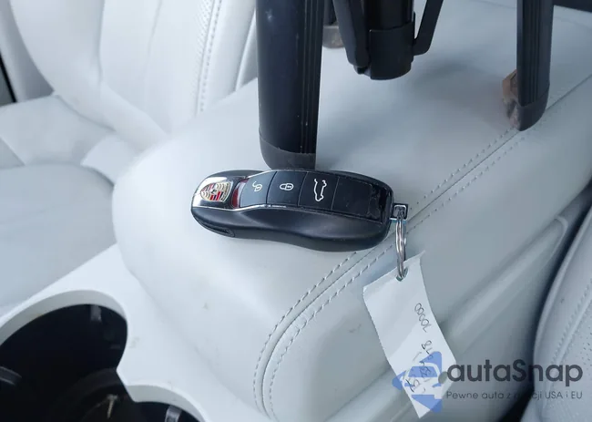 WP1AB2A58JLB33897: 43611863