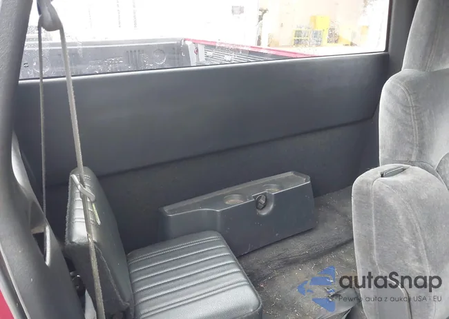 1GCCS1956Y8309853: 43611014