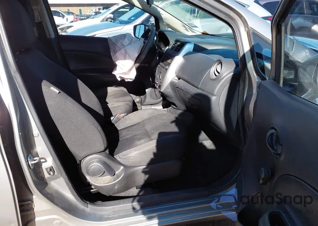 3N1CE2CP8FL431901: 43611074