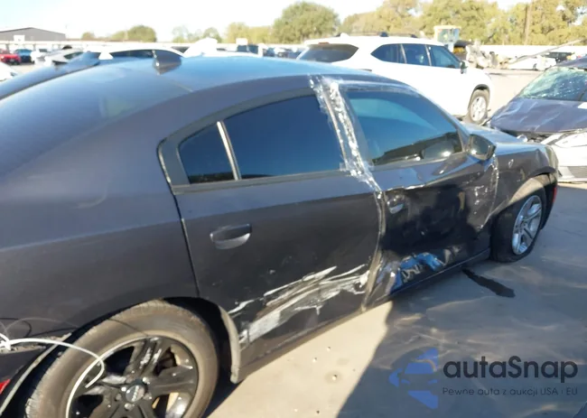 2C3CDXBG8PH529369: 43611138