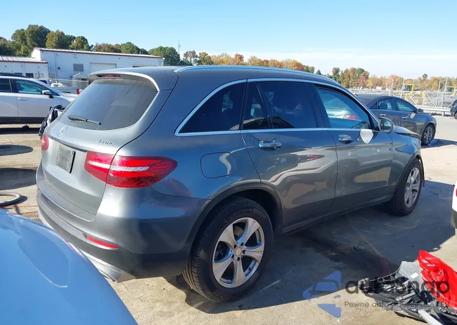 WDC0G4KB0HF138612: 43612733