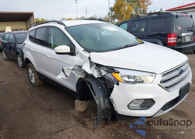 1FMCU0GD9JUD07375: 43612763