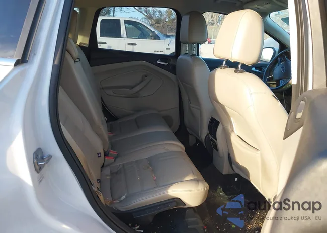 1FMCU0J92HUC04815: 43612816