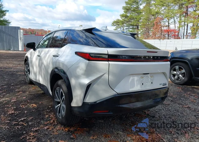 JTJAAAAB8RA026423: 43612841