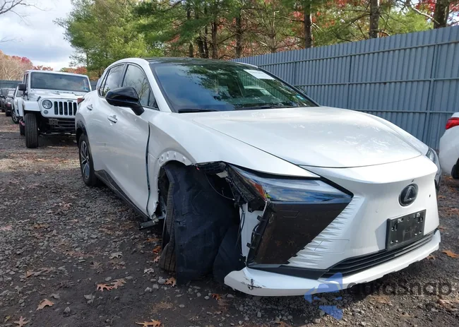 JTJAAAAB8RA026423: 43612841