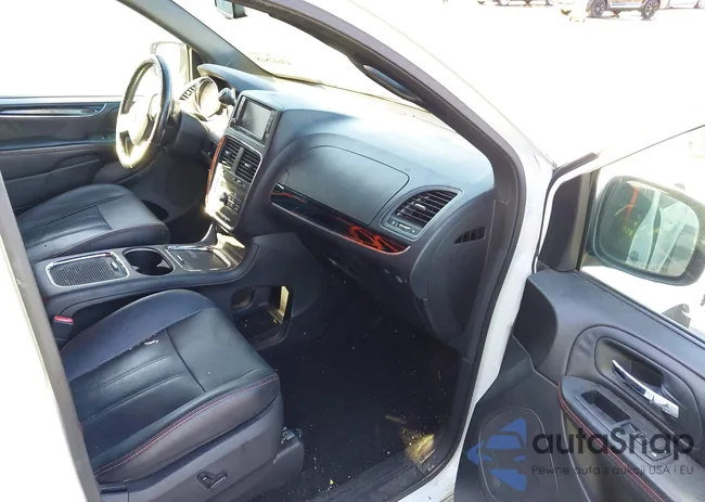 2C4RDGEG0JR220563: 43612848