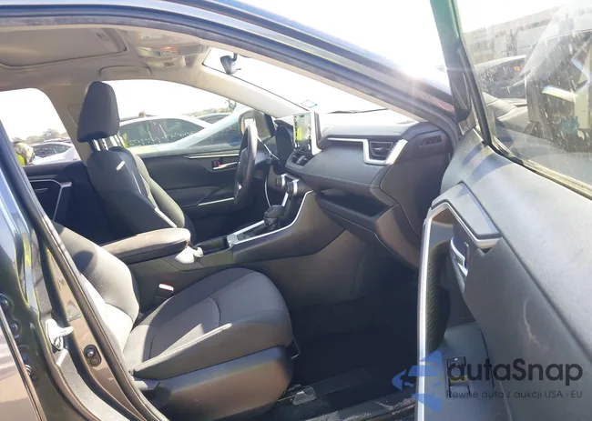 JTMW1RFV2KD023533: 43612063