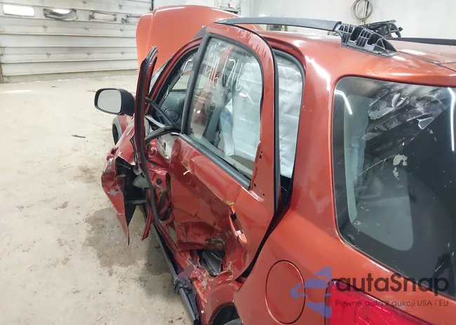 JS2YB5A36C6302516: 43612191